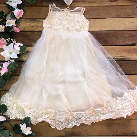 Other - Girls Boutique Ivory Lace Dress